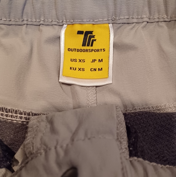 TRR OUTDOOR/SPORTS LIGHTWEIGHT LIGHT GRAY HIKING TRAVEL PANTS WOMENS SIZE XS - Picture 2 of 11